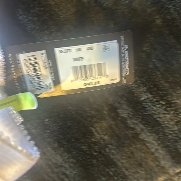 NWT Bali Classic support cool comfort fabric white bra 42B w flower designs - Picture 4 of 9